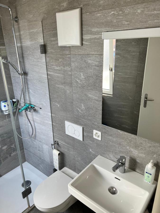 City Center Rooftop Studio With Oldtown View بازل المظهر الخارجي الصورة