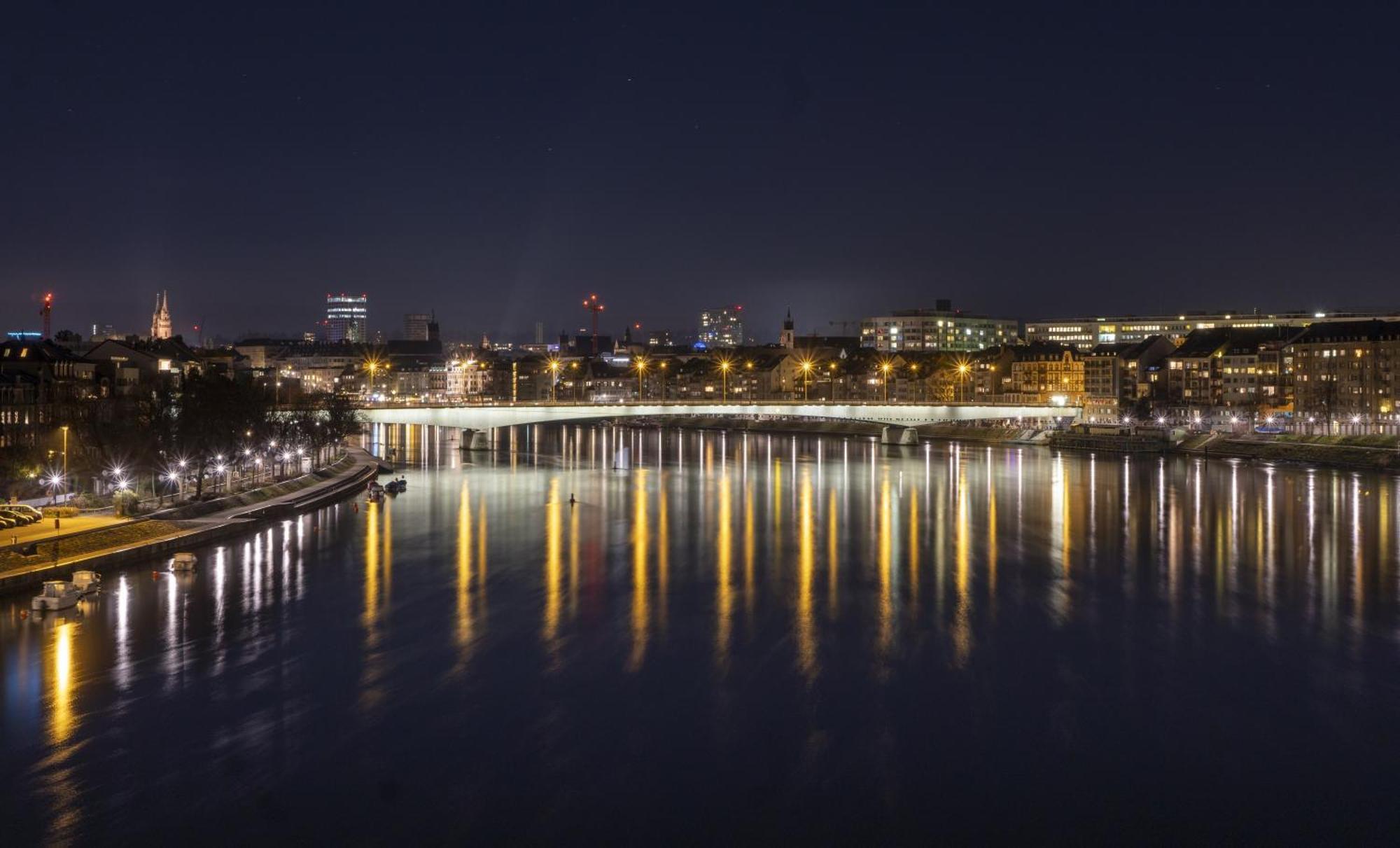 City Center Rooftop Studio With Oldtown View بازل المظهر الخارجي الصورة