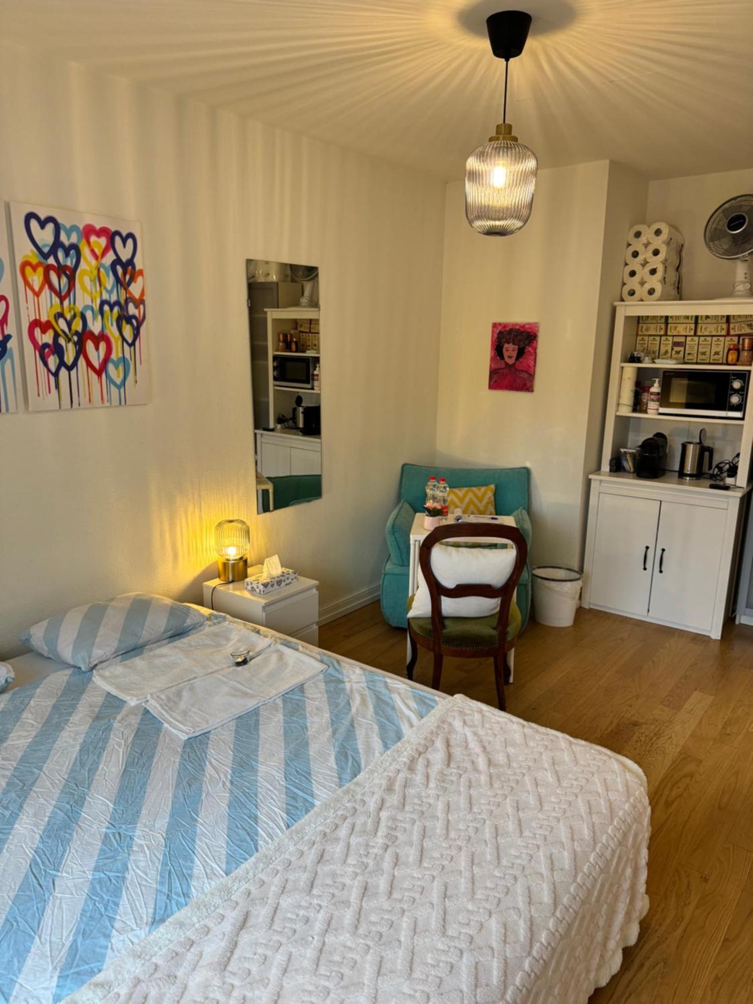 City Center Rooftop Studio With Oldtown View بازل المظهر الخارجي الصورة